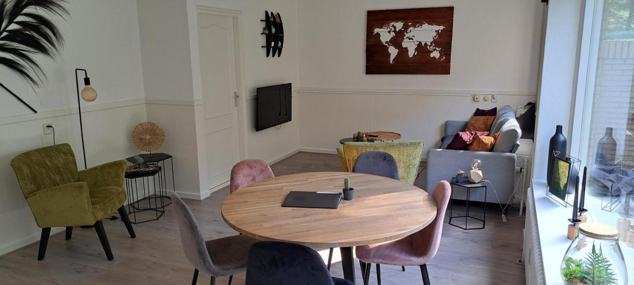 Knusse 5 Persoons Bungalow Hartje Veluwe Otterlo Bagian luar foto