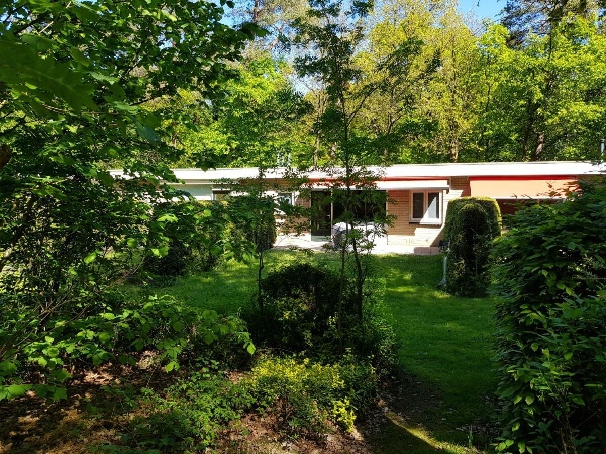 Knusse 5 Persoons Bungalow Hartje Veluwe Otterlo Bagian luar foto